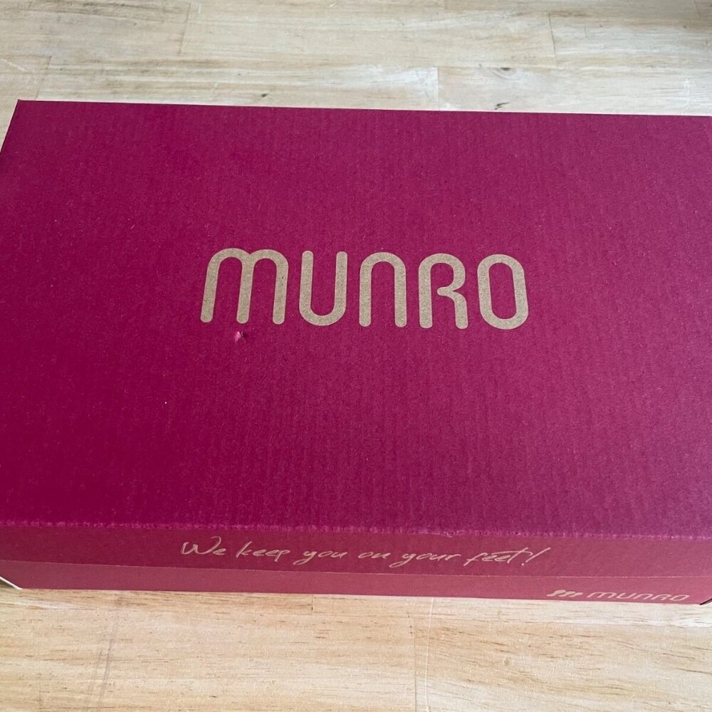 MUNRO AMERICAN KAM LOAFER Black Suede Women's Size 8 1/2 W Brand NEW in box - Picture 5 of 6